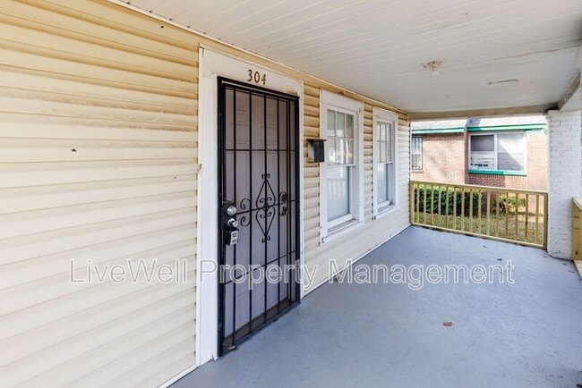 Building Photo - 304 12th St SW