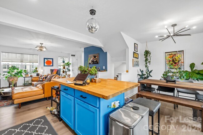 Building Photo - 6312 Cutwater Cir