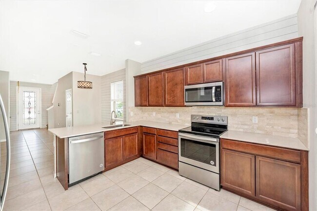 Building Photo - 6539 Kenava Lp