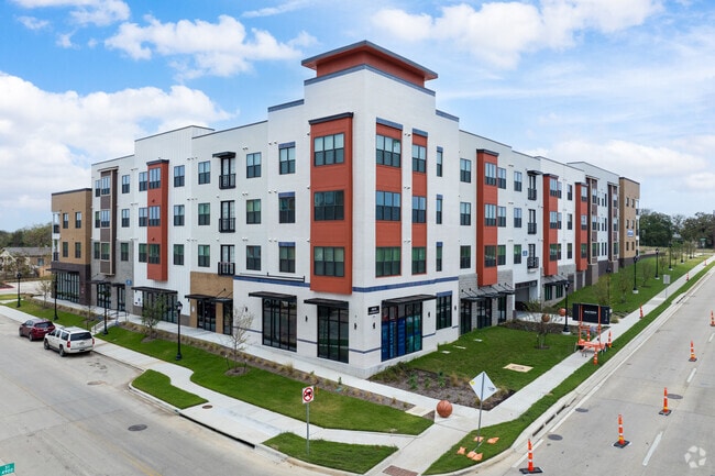 Building Photo - Hughes House