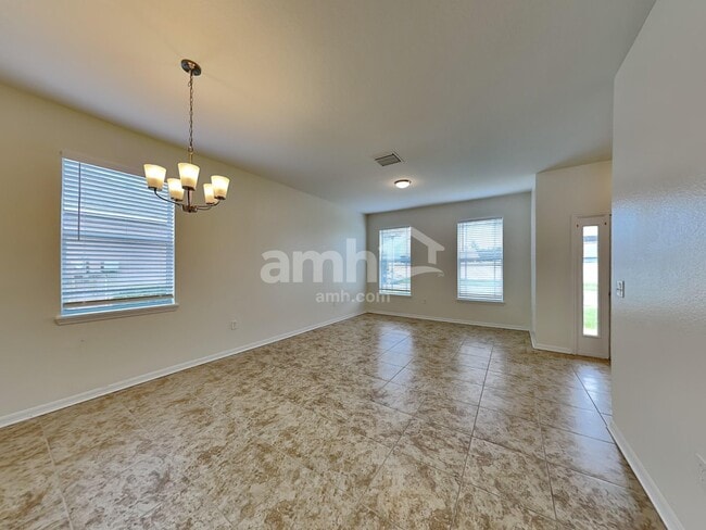 Building Photo - 3721 Crystal Dew St
