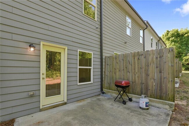 Building Photo - 3405 Endurance Ct