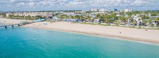 Building Photo - 4013 N Ocean Dr