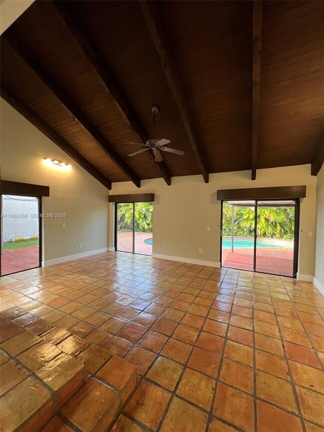 Building Photo - 7512 SW 95th Pl