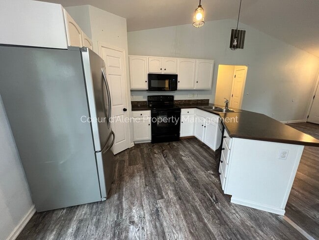 Building Photo - Updated 3 bed house in Rathdrum