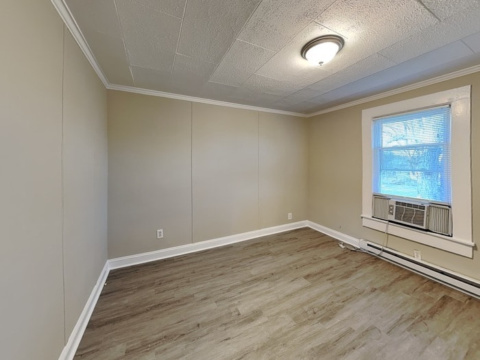 Building Photo - 113 Kingsway Dr