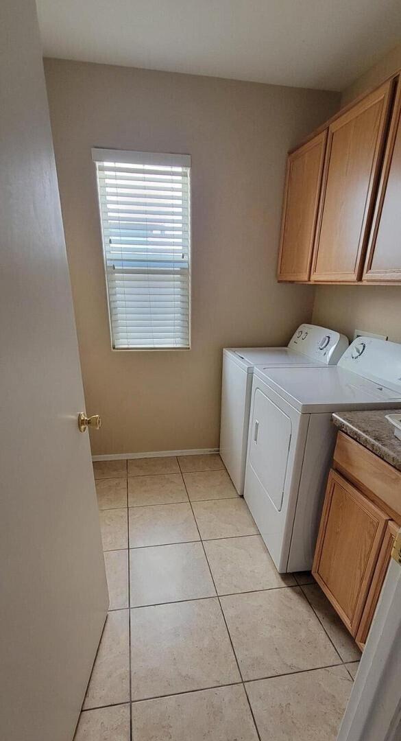 Building Photo - 17440 W Caribbean Ln