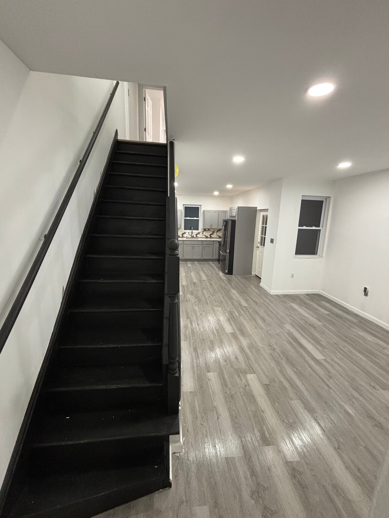 Building Photo - 37 Wyoming St