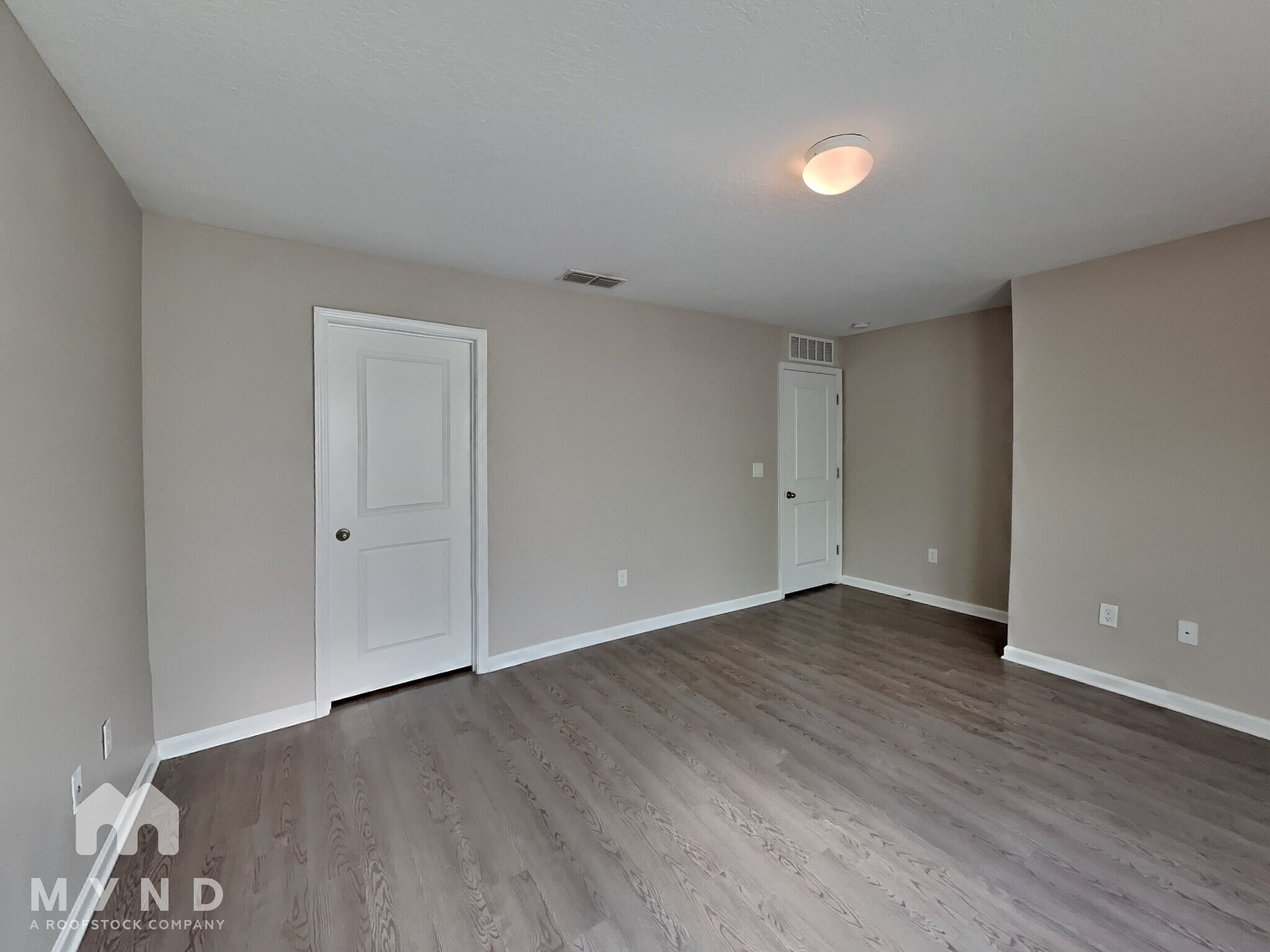 Building Photo - 752 Henley Ct