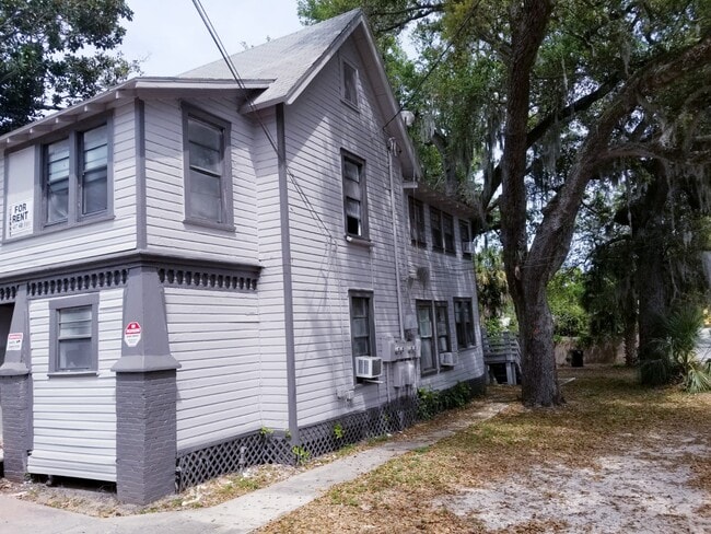 Building Photo - 549 Mulberry St