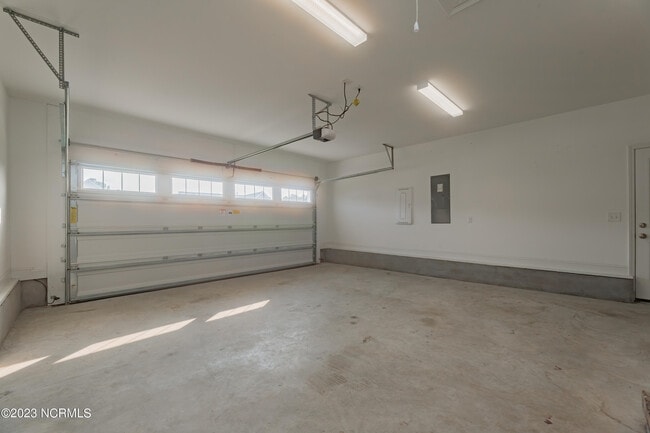 Building Photo - 432 Pebble Shore Dr