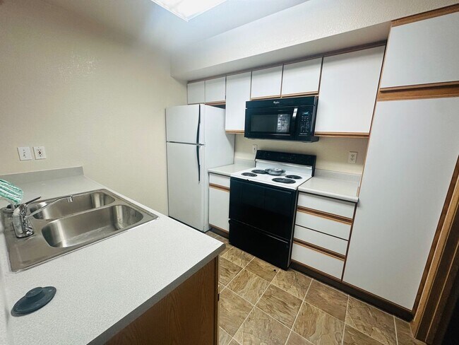 Building Photo - Affordable living at The Westside Apartments