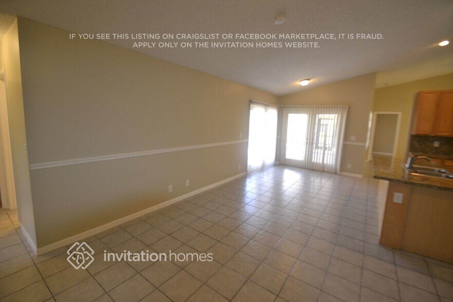 Building Photo - 5463 NW 58th Terrace