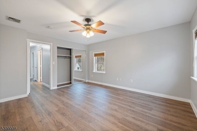 Building Photo - 21 Personette St