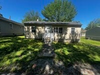Building Photo - 807 Spruce St