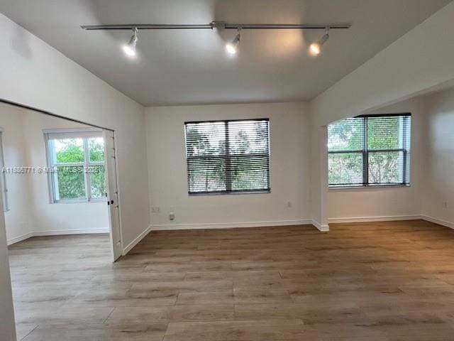 Building Photo - 1000 SW 12th Ct