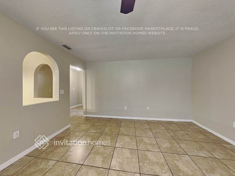 Building Photo - 3801 Dovehollow Dr