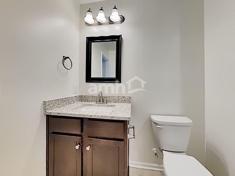 Building Photo - 108 Basket Grass Ln