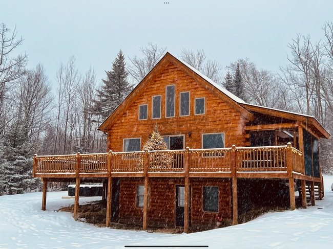Building Photo - 30 Glade Cir