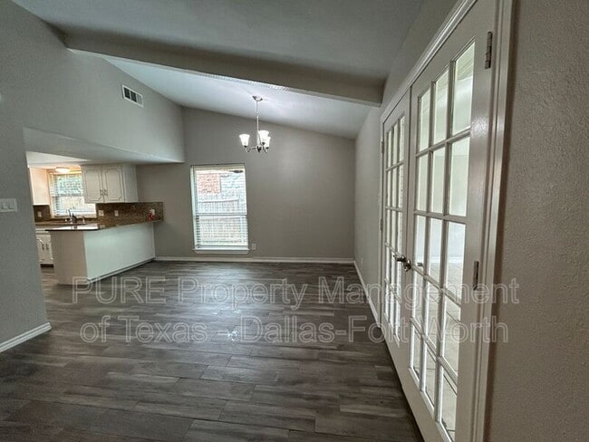 Building Photo - 6461 Starnes Rd