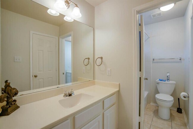 Building Photo - 2617 Black Canyon Dr