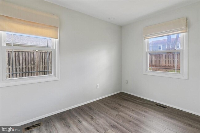 Building Photo - 13228 Pleasantview Ln