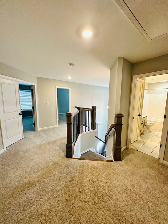 Building Photo - 206 Pearl Moss Ln