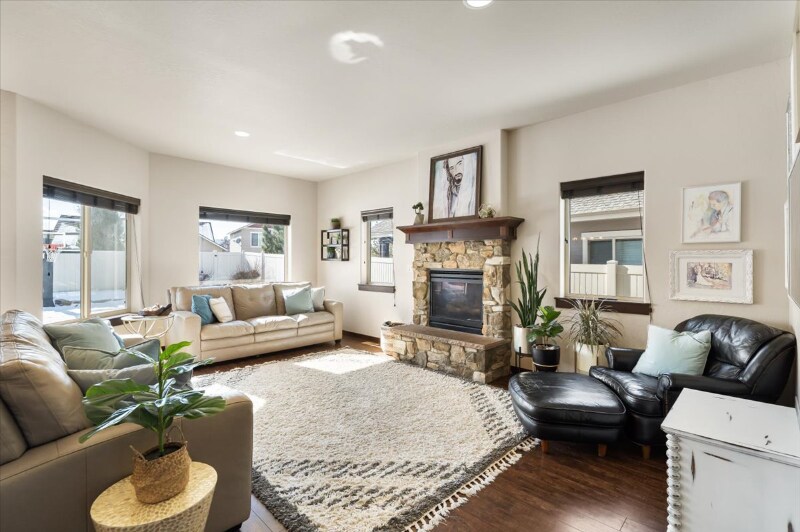 Building Photo - 2752 W Sorbonne Dr