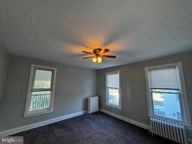 Building Photo - 2423 Fairview Ave