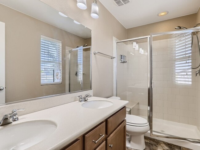 Building Photo - Lovely 3 Bedroom 2.5 Bath in Parker!
