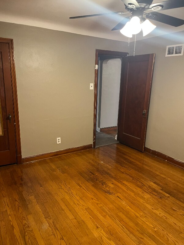 Building Photo - 6208 N Pointe Blvd