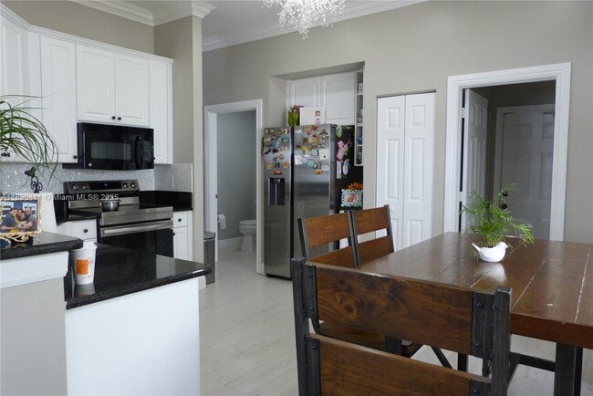 Building Photo - 1096 Fairfield Meadows Dr