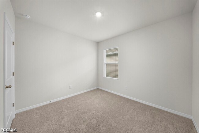 Building Photo - 4080 Peaceful River Ln