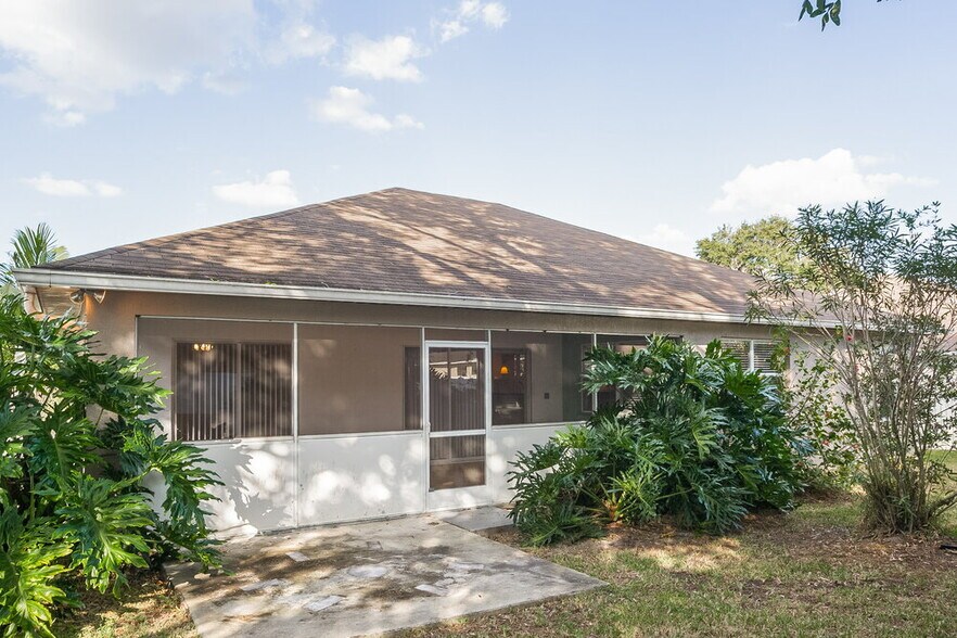 Building Photo - 2607 Pine Valley Dr