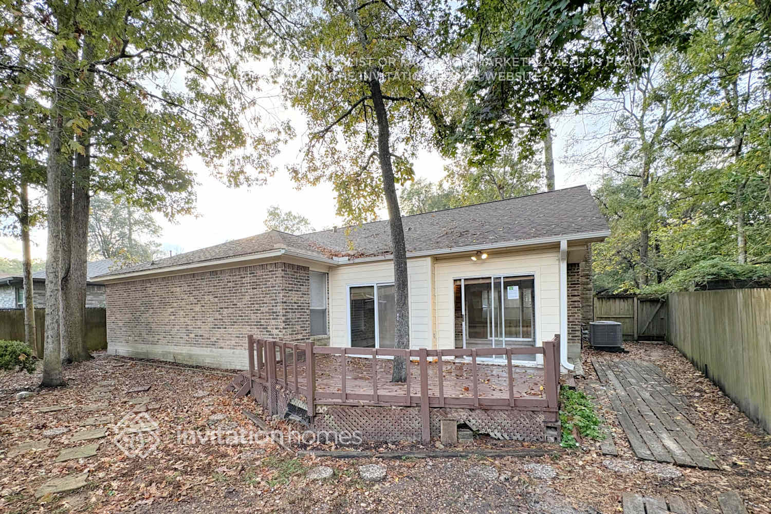 Building Photo - 240 Point Clear Dr