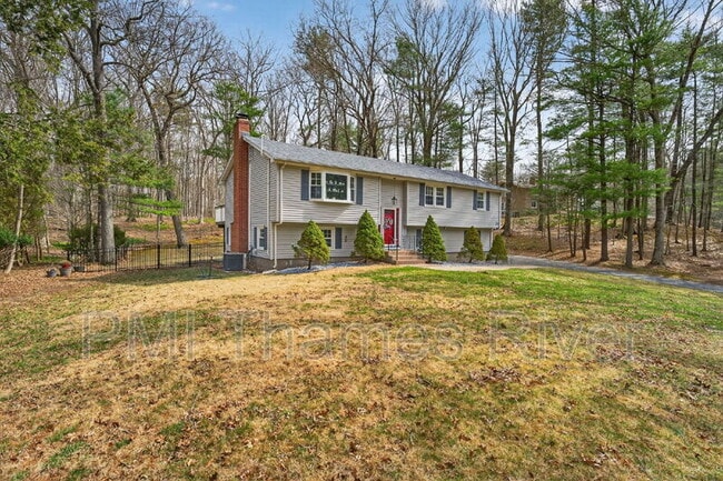 Building Photo - 74 Hurlburt St