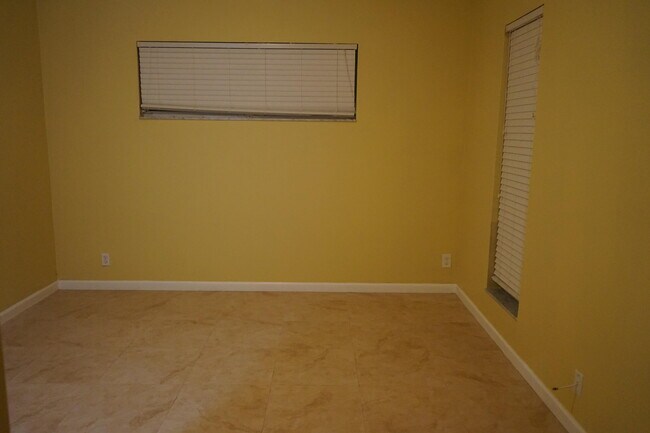 Building Photo - 7420 Champagne Pl