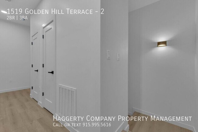 Building Photo - 1519 Golden Hill Terrace