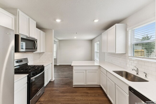 Building Photo - 22811 Tee Shot