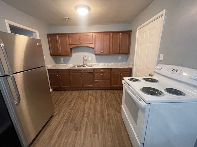 Building Photo - 1414 Springview Dr