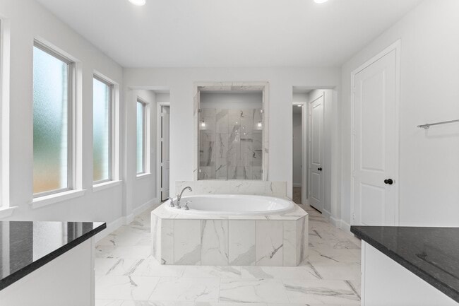 Building Photo - 8546 Burdekin Rd