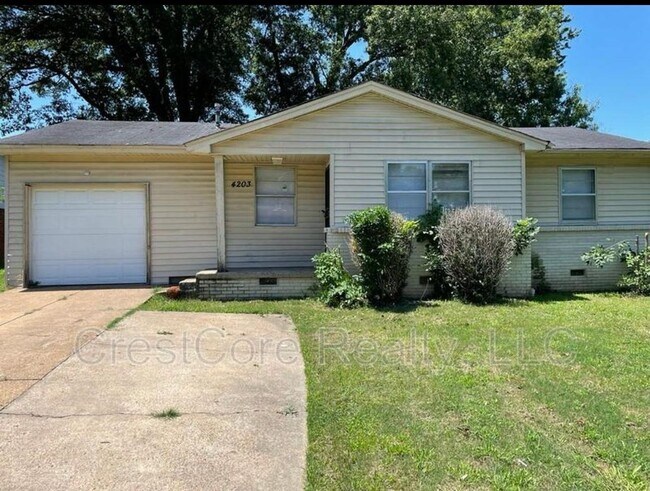 Primary Photo - 4203 Don St