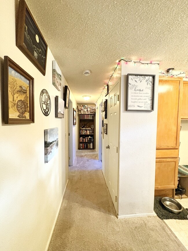 Building Photo - 13590 NW Coho Run