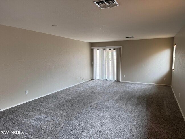 Building Photo - 3110 S 100th Ln