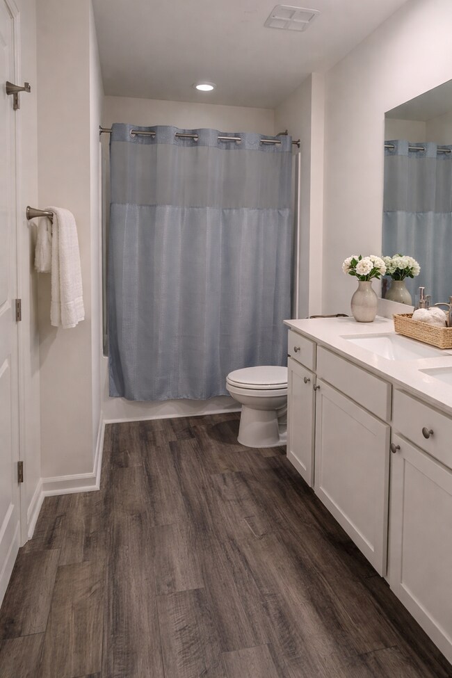 Building Photo - Adorable Rental in Convenient Location
