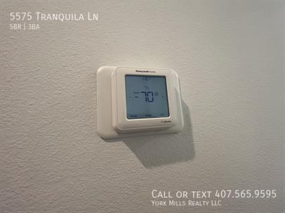 Building Photo - 5575 Tranquila Ln