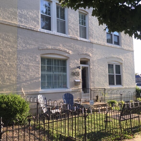 Primary Photo - 1503 C St SE