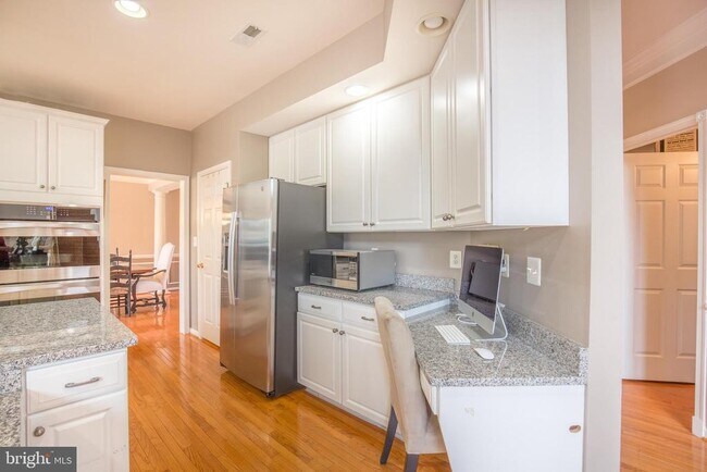 Building Photo - 13286 Holly Meadow Ln