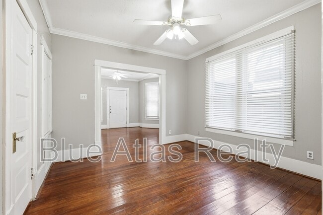 Building Photo - 4822 Worth St