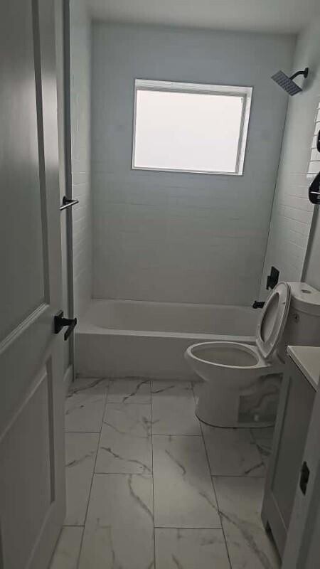 Building Photo - 350 69th St